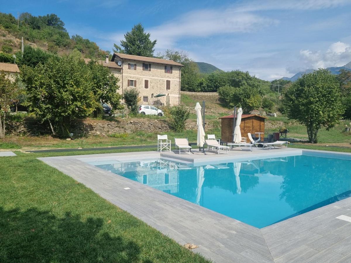Agriturismo La Cascina Dei Chicchi Bagnone 外观 照片