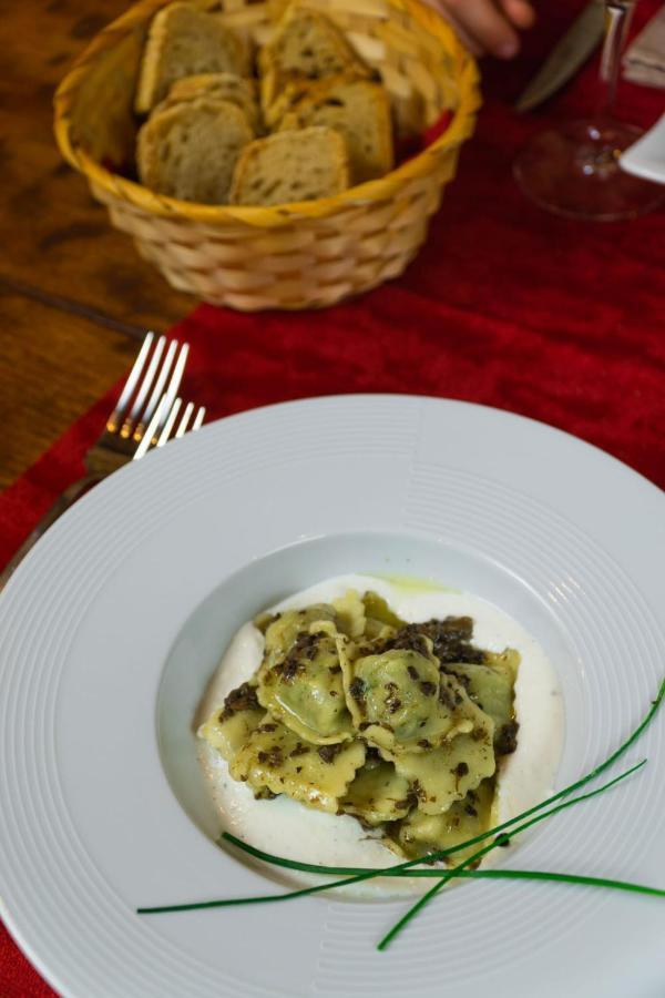 Agriturismo La Cascina Dei Chicchi Bagnone 外观 照片
